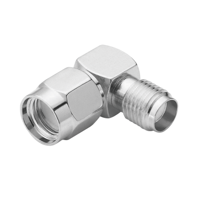 Adaptador en Ángulo Recto de Conector SMA Macho Inverso a SMA Hembra, Níquel/ Oro/ Teflón.