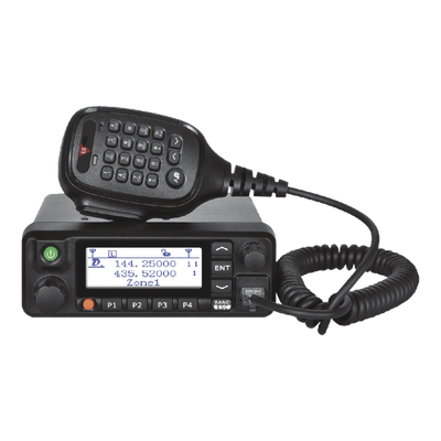 Radio Móvil Digital DMR Doble Banda 136-174 MHz en VHF y 400-480 MHz en UHF,  incluye micrófono con DTMF y accesorios de instalación.