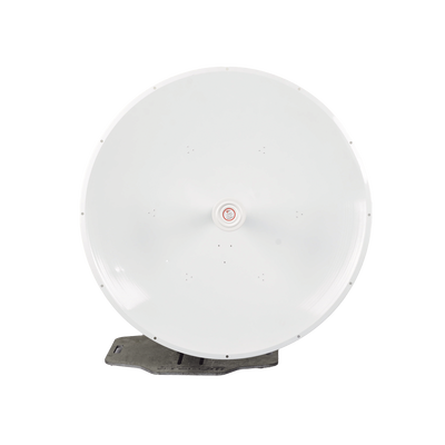 Antena direccional para C5x y B5x, Guía de onda para mantener la integridad de la señal y minimiza la pérdida en transmisión, 4.9 - 6.5 GHz,  4ft, Ganancia de 36 dBi, Montaje incluido