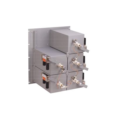 Combinador 440-510 MHz, para 5 Canales, 125 Watt, 300 KHz (min.) de Sep. Tx-Tx, 2 Aisladores N Hembra.