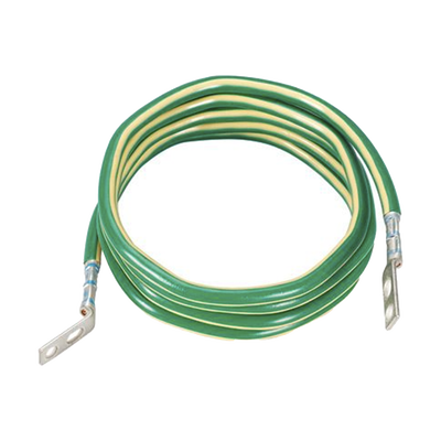 Jumper para Aterrizar Equipos, 6 AWG, con Terminal Doblada a 45 Grados, Para Conexión a Tierra y Terminal Recta Para Equipos, 3.6 m de Largo